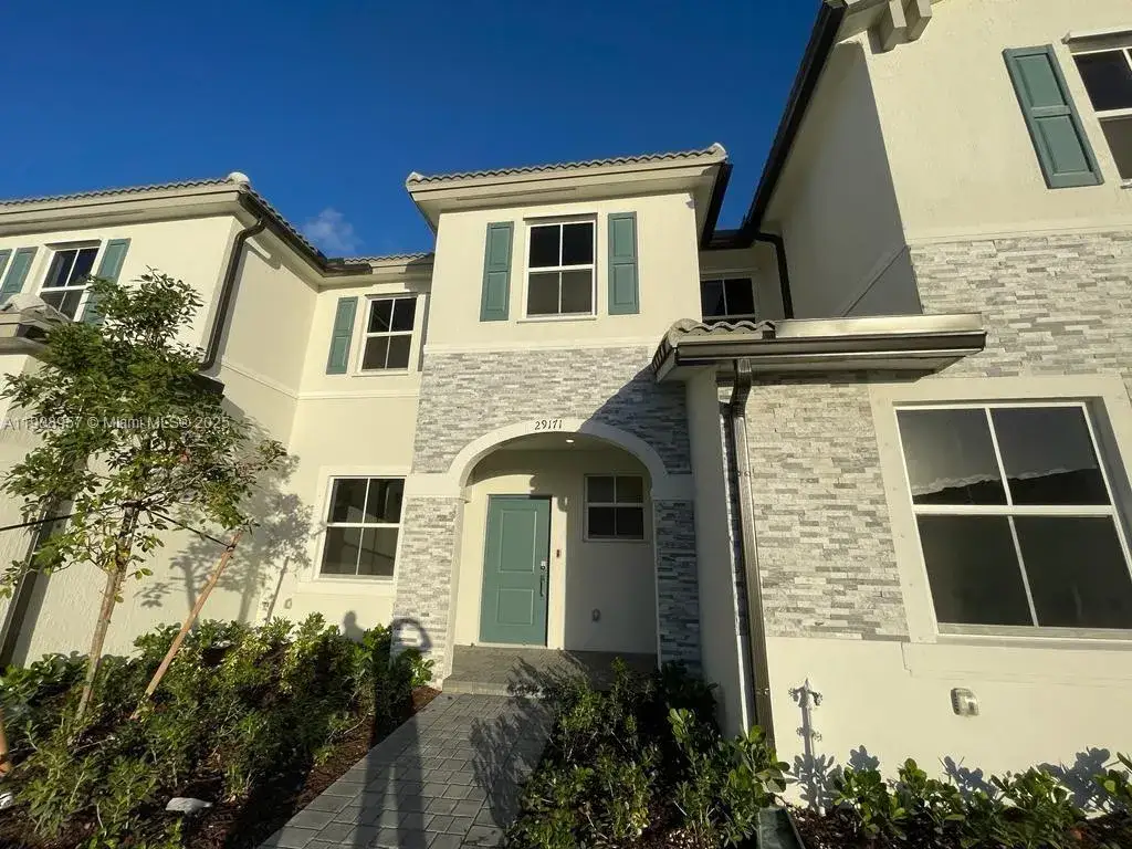 3 bedroom 2 bath Residential for sale at 29171 SW 162nd Ct, Miami FL 33033