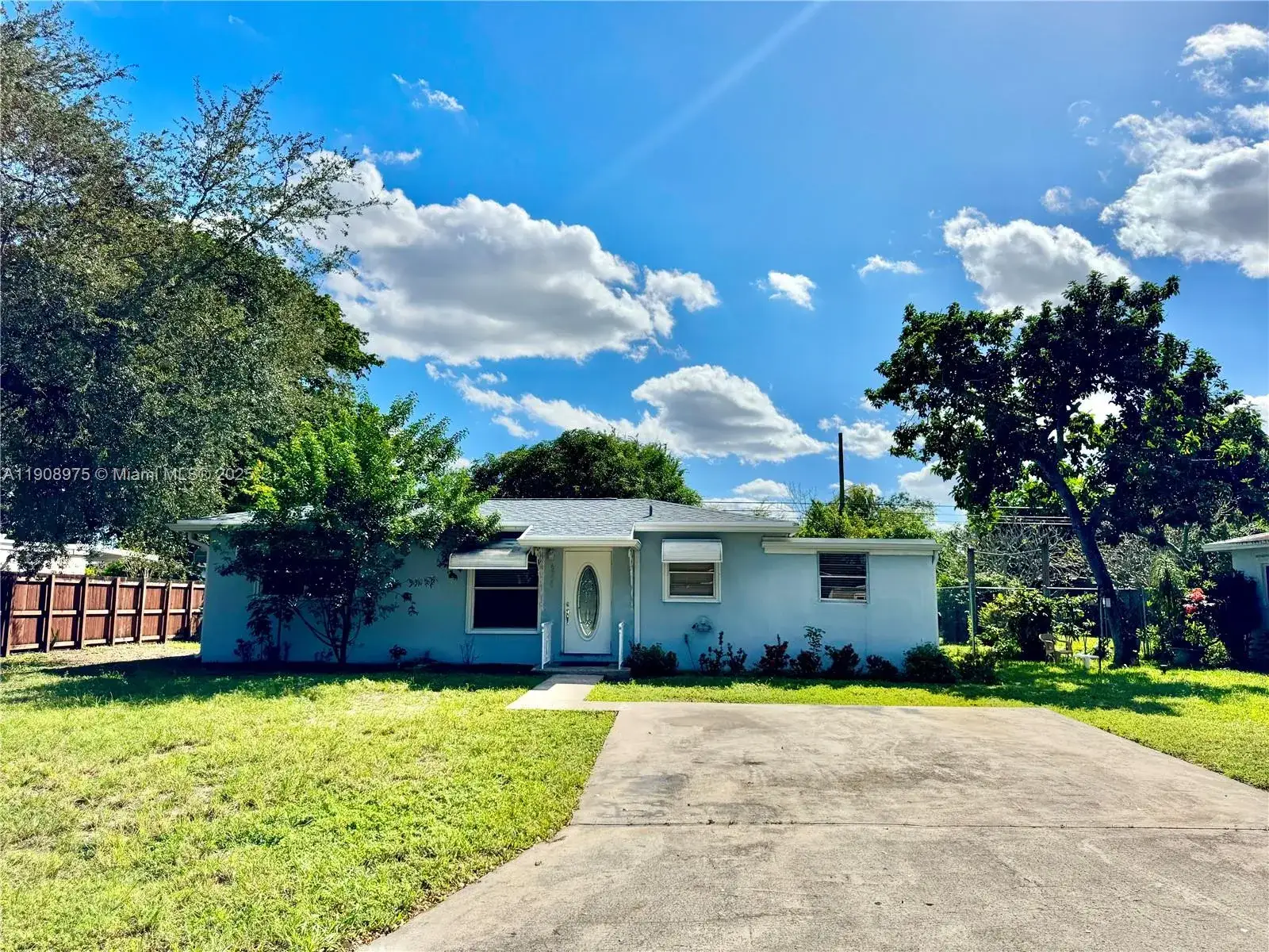 3 bedroom 1 bath Residential Lease for rent at 6320 Mayo St, Hollywood FL 33023