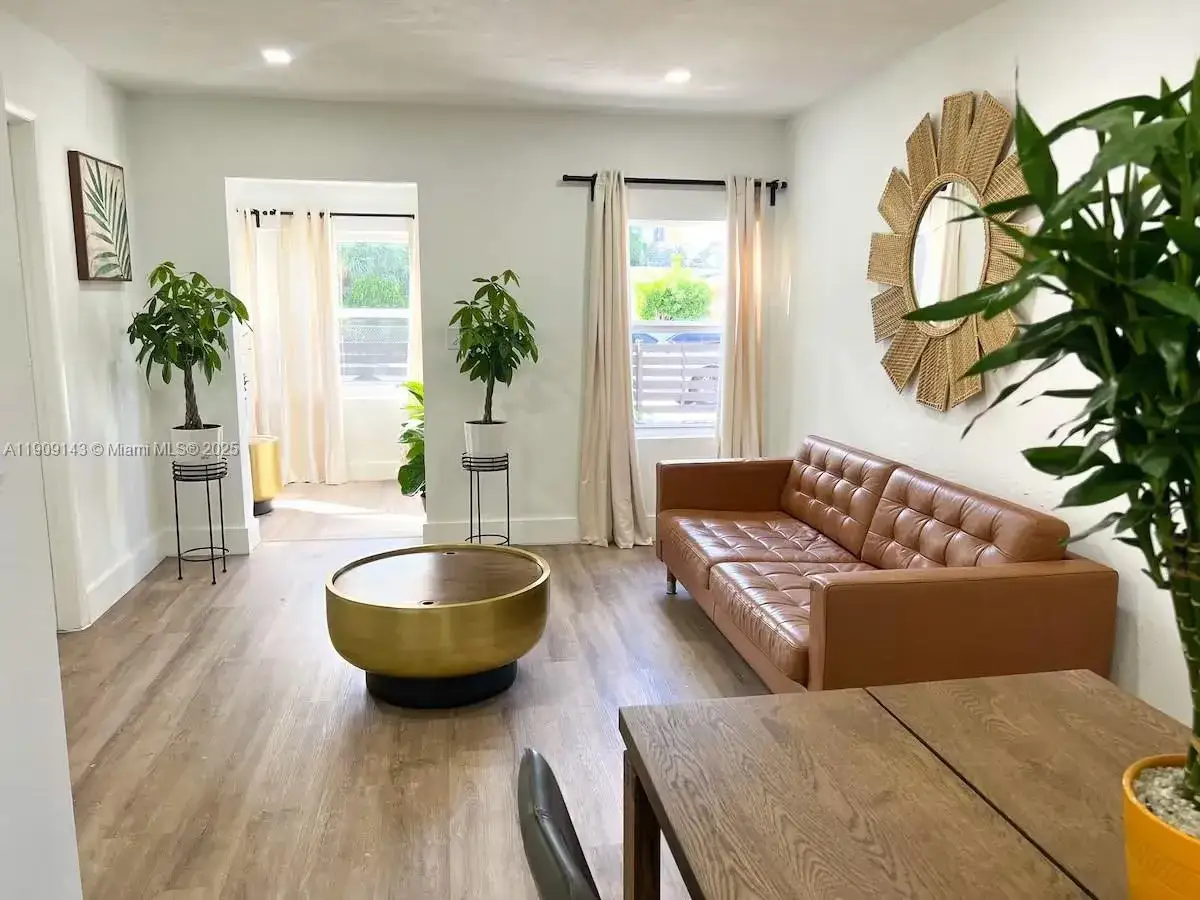 3 bedroom 2 bath Residential Lease for rent at 1025 NW 55th St # 1, Miami FL 33127
