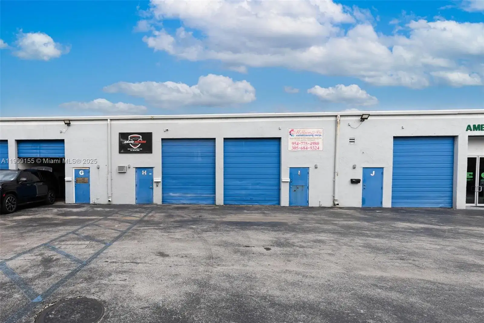 Commercial Sale for sale at 7215 NW 41st St # H, Miami FL 33166