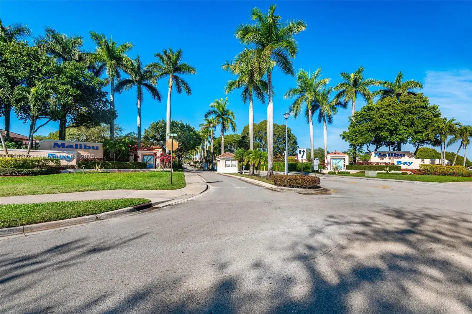 3 bedroom 2 bath Residential Lease for rent at 597 NW 208th Dr # 1, Pembroke Pines FL 33029