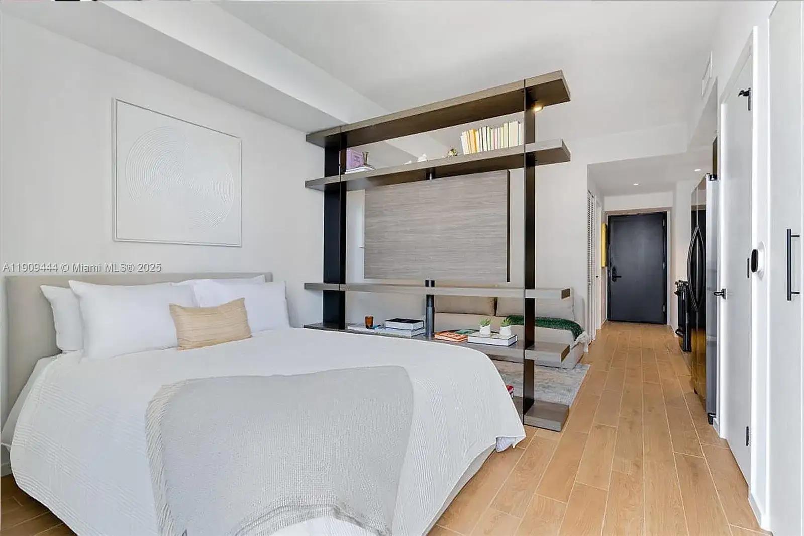 1 bath Residential for sale at 398 NE 5th St # 4613, Miami FL 33132