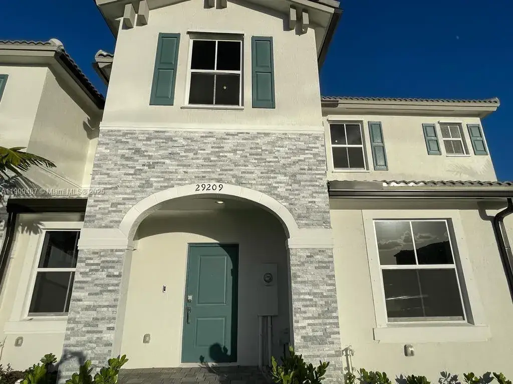 3 bedroom 2 bath Residential for sale at 29209 SW 162nd Ct, Miami FL 33033