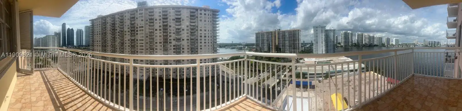 2 bedroom 2 bath Residential Lease for rent at 251 174th St # 1205, Sunny Isles Beach FL 33160
