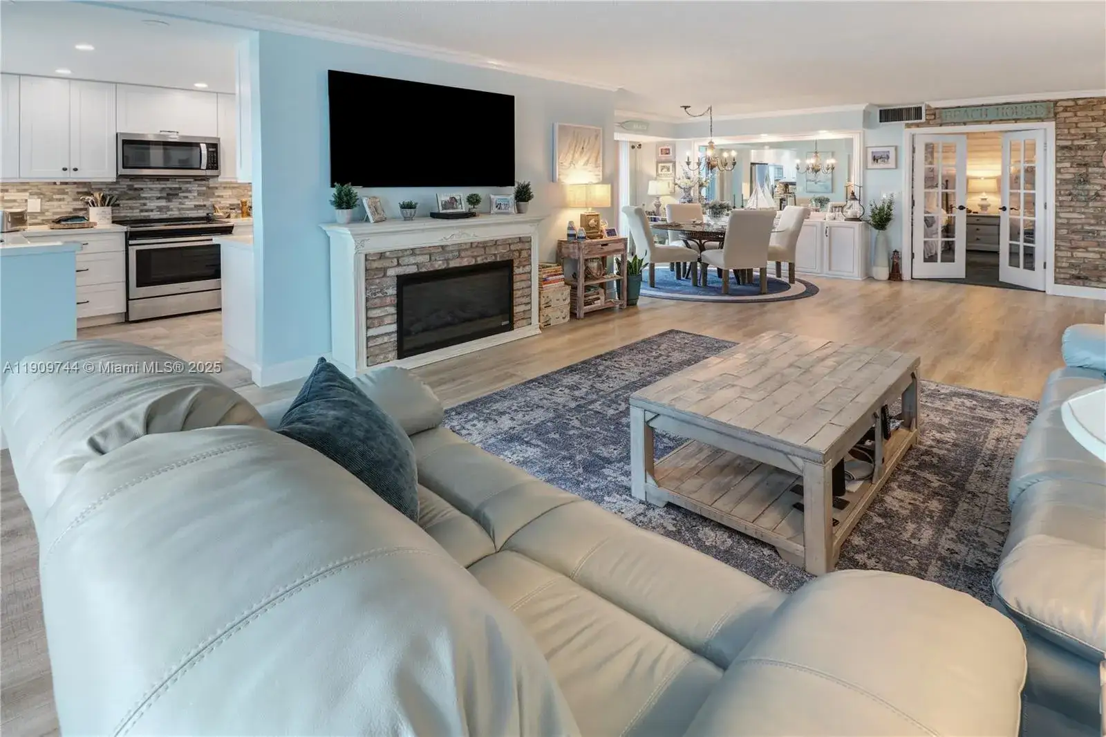 2 bedroom 2 bath Residential for sale at 1360 S Ocean Blvd # 1204, Pompano Beach FL 33062
