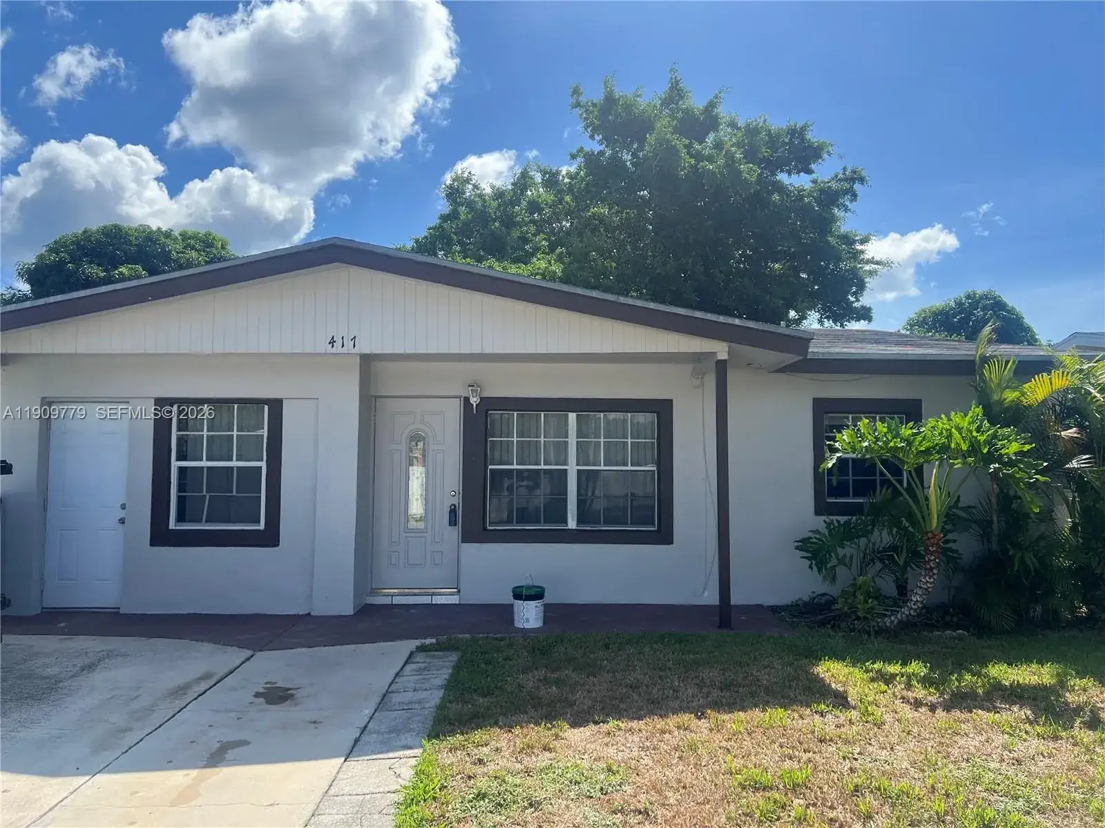 3 bedroom 2 bath Residential for sale at 417 SW 8th Ave, Delray Beach FL 33444