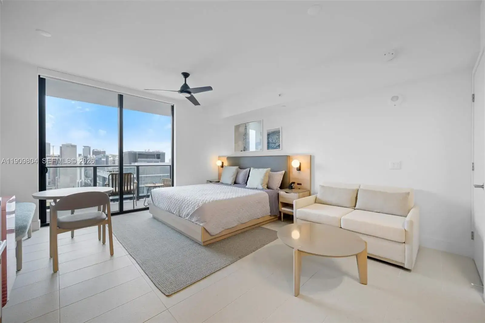 1 bath Residential for sale at 159 NE 6th St # 3706, Miami FL 33132
