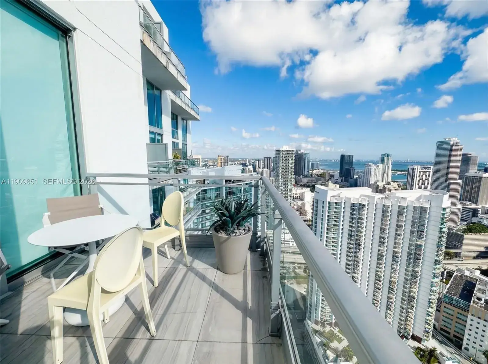 2 bedroom 3 bath Residential Lease for rent at 92 SW 3rd St, Miami FL 33130