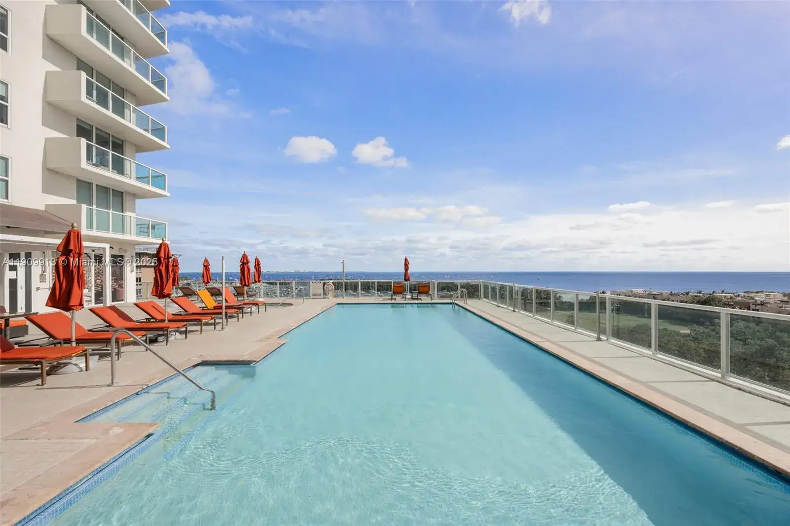 1 bedroom 2 bath Residential for sale at 2889 Mcfarlane Rd # 1512, Coconut Grove FL 33133