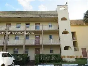 1 bedroom 1 bath Residential Lease for rent at 8400 Sunrise Lakes Blvd # 106, Sunrise FL 33322