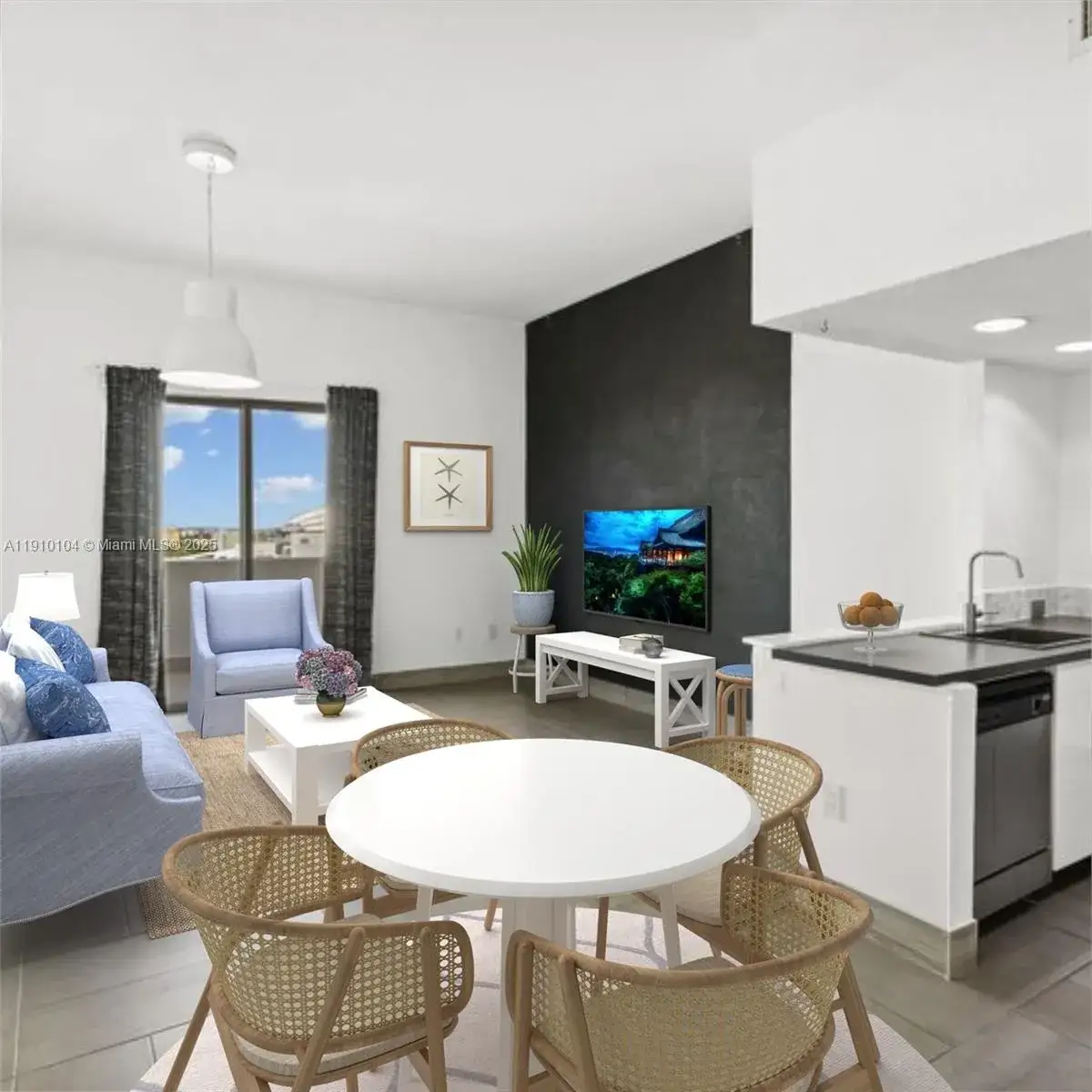 2 bedroom 2 bath Residential Lease for rent at 36 NW 6th Ave # 4, Miami FL 33128