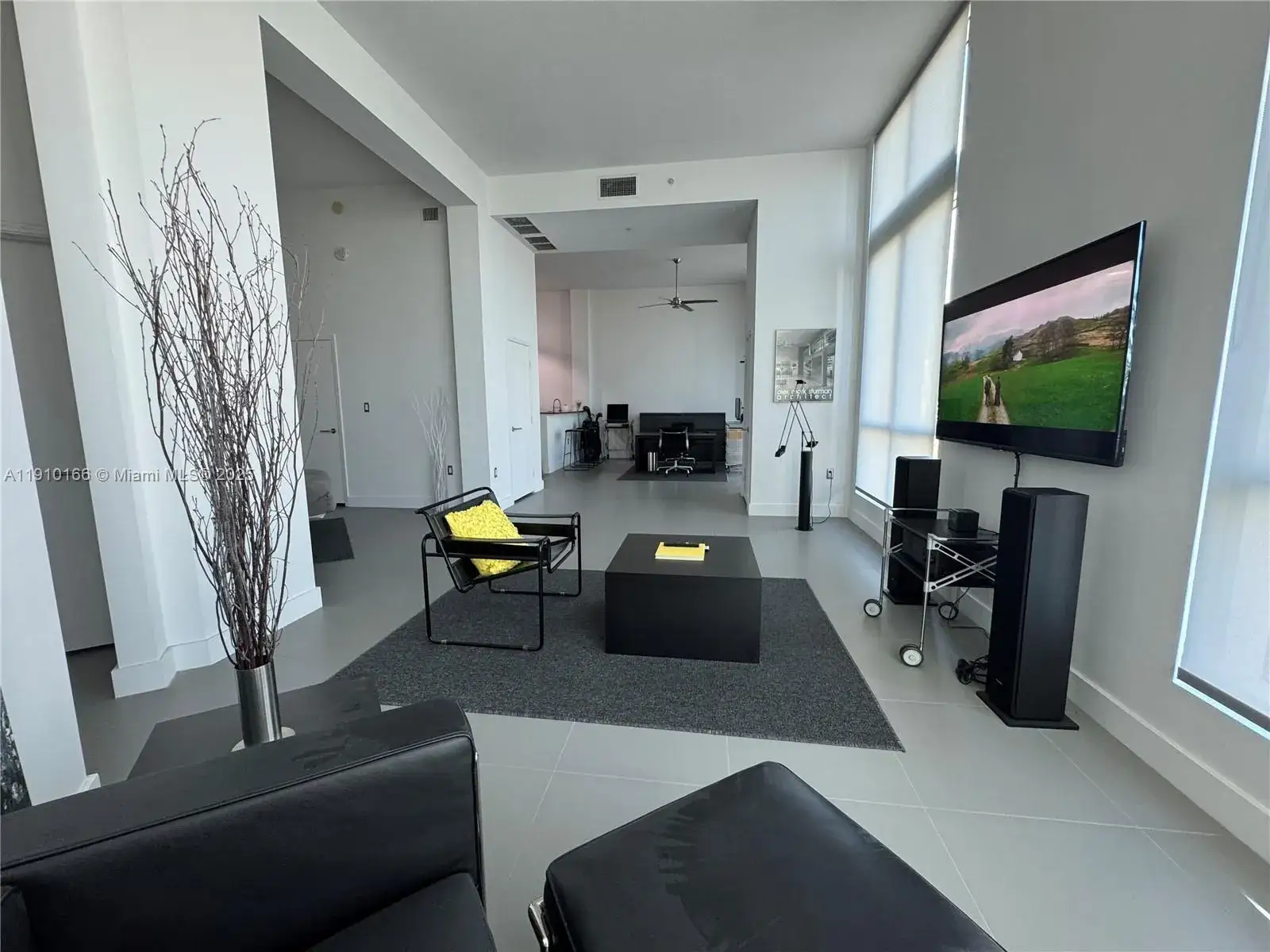 1 bedroom 1 bath Residential for sale at 9055 SW 73rd Ct # 406, Miami FL 33156