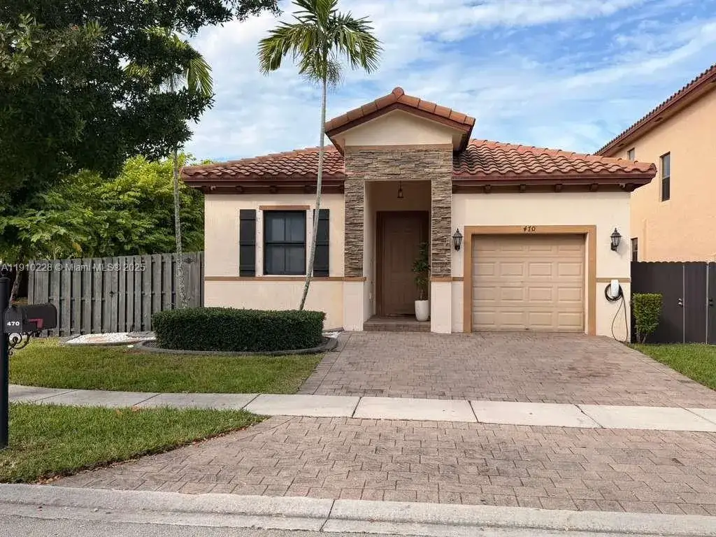 4 bedroom 2 bath Residential for sale at 470 SE 34th Ter, Homestead FL 33033