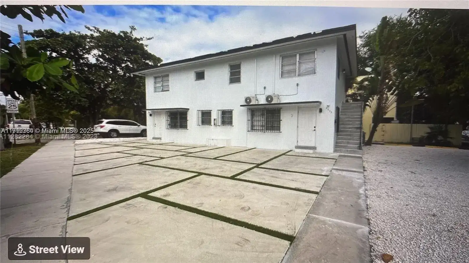 Commercial Sale for sale at 2655 SW 24th Ave, Miami FL 33133