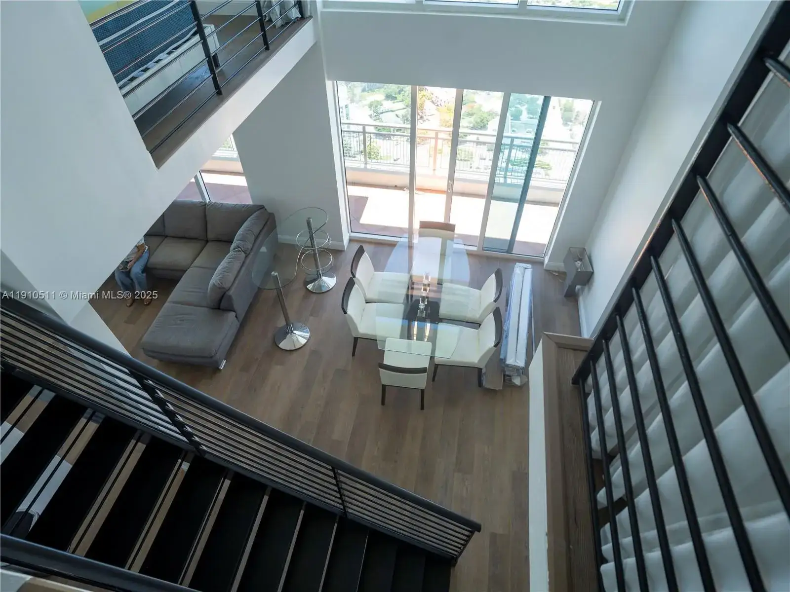 2 bedroom 3 bath Residential for sale at 60 SW 13th St # 4805, Miami FL 33130