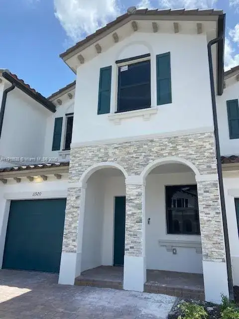 3 bedroom 2 bath Residential for sale at 11920 SW 244 Lane # 11920, Miami FL 33032