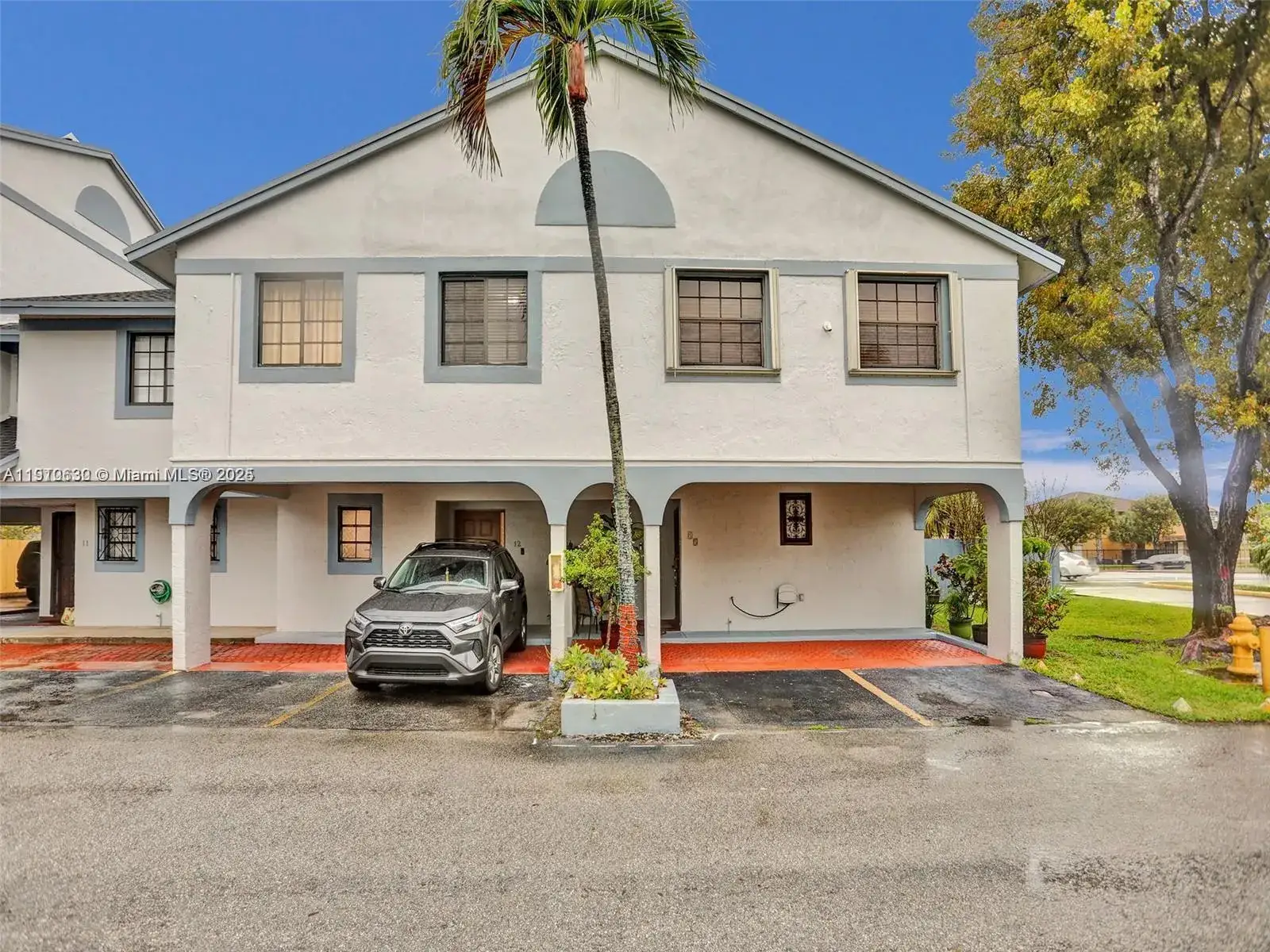 3 bedroom 2 bath Residential for sale at 1465 SW 122nd Ave # 19, Miami FL 33184