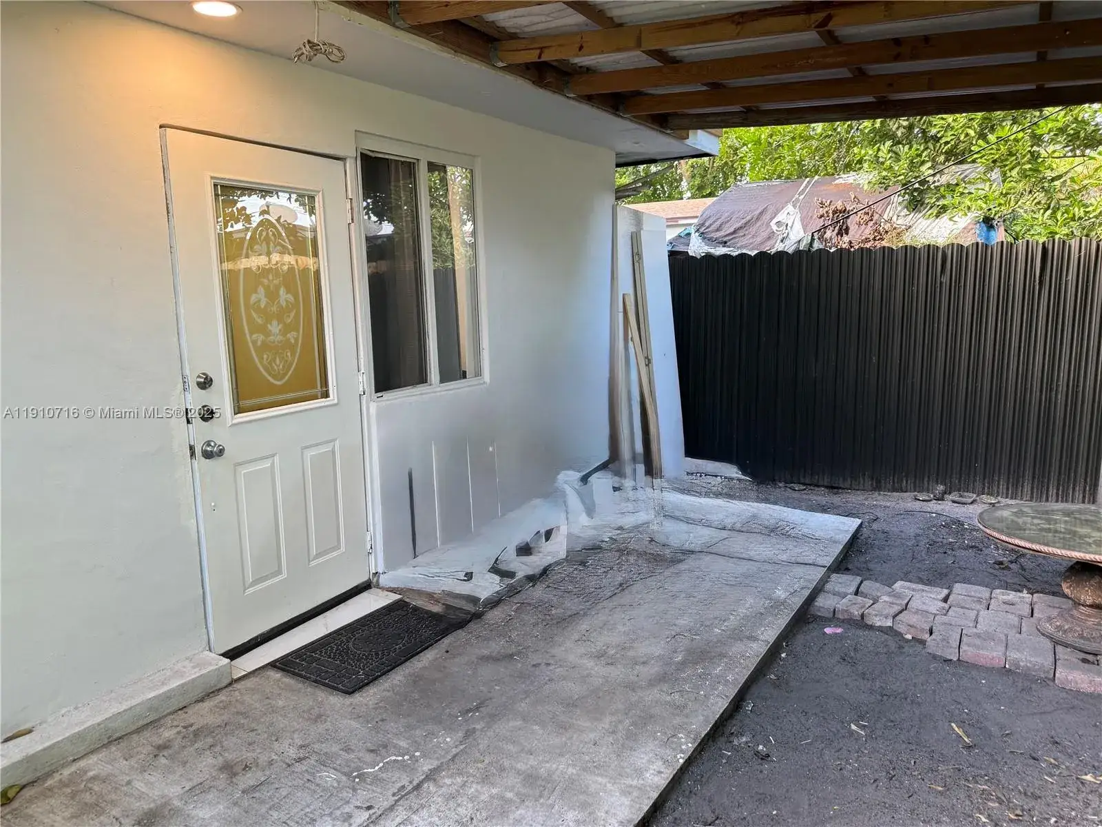 1 bedroom 1 bath Residential Lease for rent at 7511 Farragut St # 0, Hollywood FL 33024