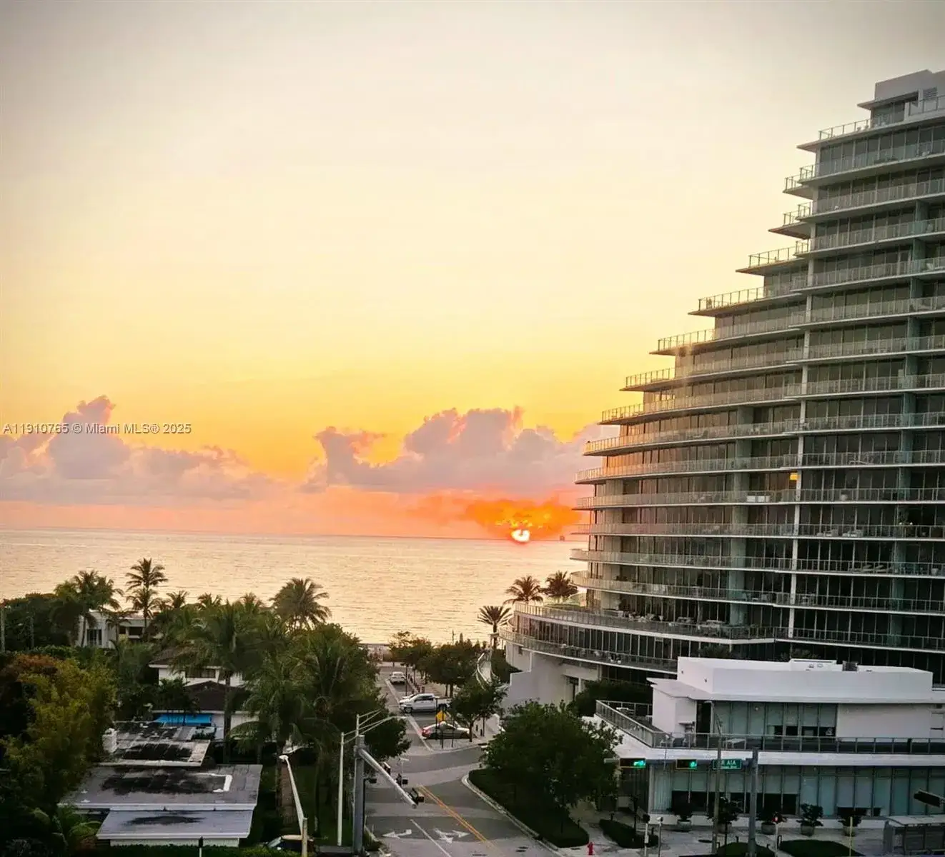 2 bedroom 2 bath Residential Lease for rent at 2300 NE 33rd Ave # 606, Fort Lauderdale FL 33305