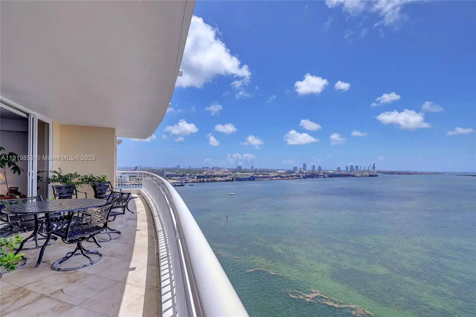 3 bedroom 3 bath Residential for sale at 808 E Brickell Key Dr # 2104, Miami FL 33131