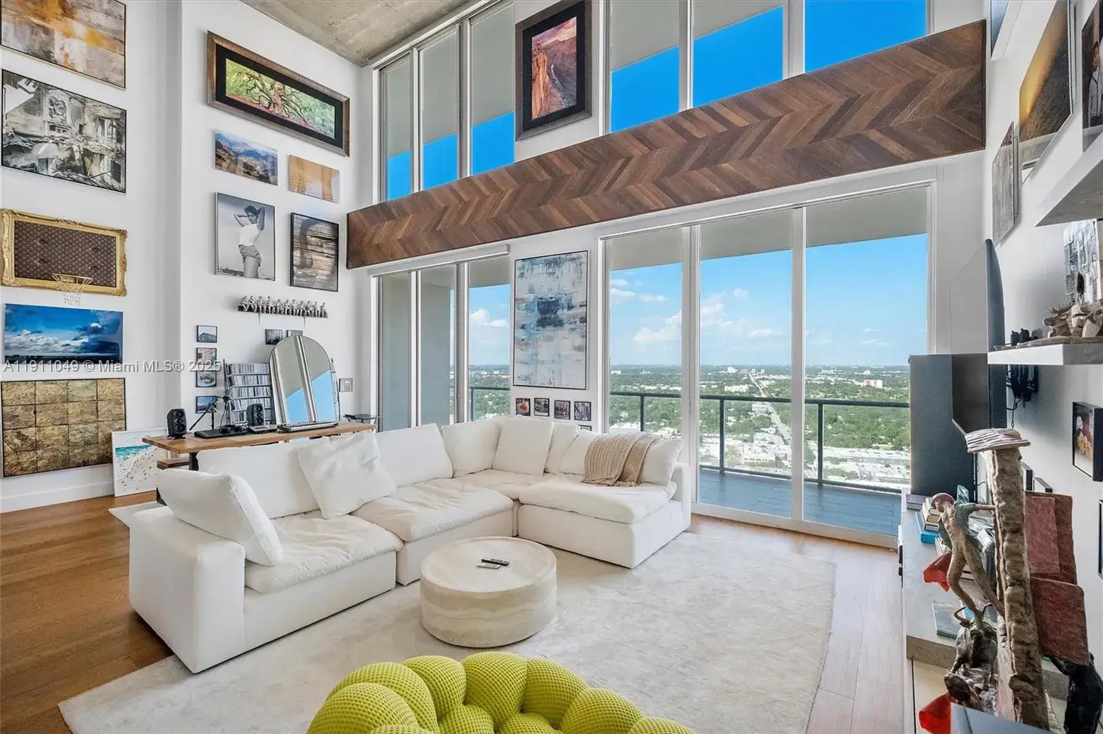 2 bedroom 2 bath Residential for sale at 3470 E Coast Ave, Miami FL 33137