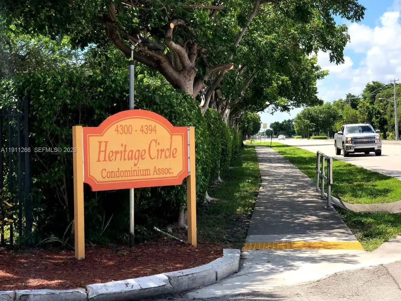 2 bedroom 2 bath Residential for sale at 4374 NW 9th Ave # 1H, Deerfield Beach FL 33064