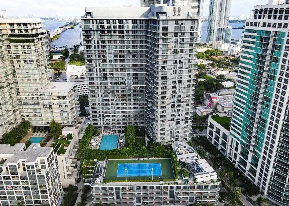 1 bedroom 1 bath Residential for sale at 121 NE 34th St # 1603, Miami FL 33137