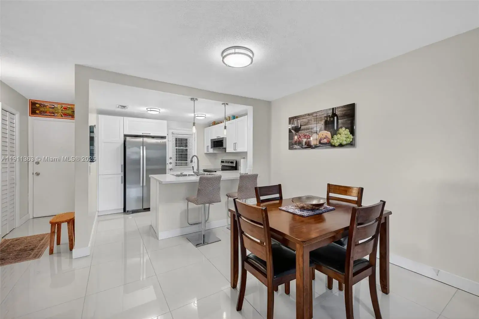 2 bedroom 2 bath Residential for sale at 16801 NE 13th Ave # 112, Miami FL 33162