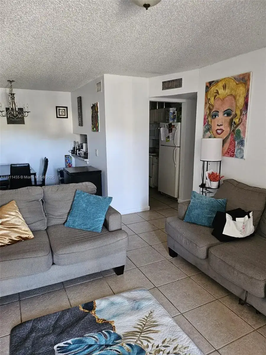 2 bedroom 2 bath Residential for sale at 1838 Abbey Rd # 208, West Palm Beach FL 33415