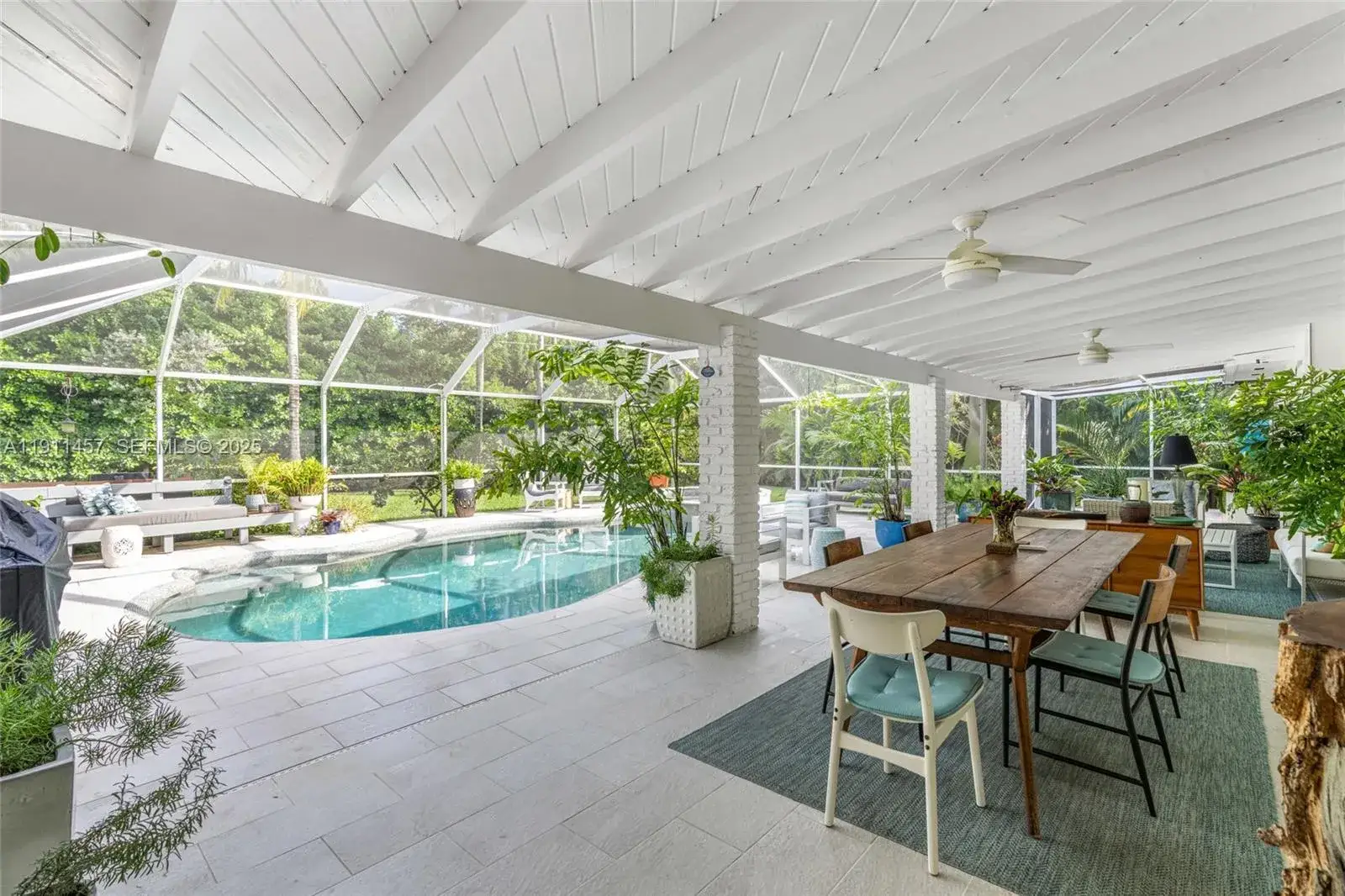 3 bedroom 2 bath Residential for sale at 14941 SW 69th Ct, Palmetto Bay FL 33158