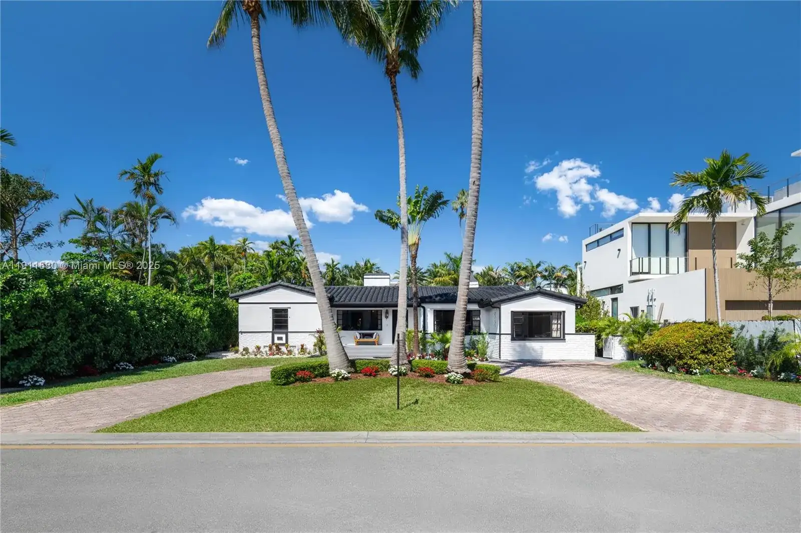 4 bedroom 4 bath Residential Lease for rent at 118 E 3rd Ct, Miami Beach FL 33139