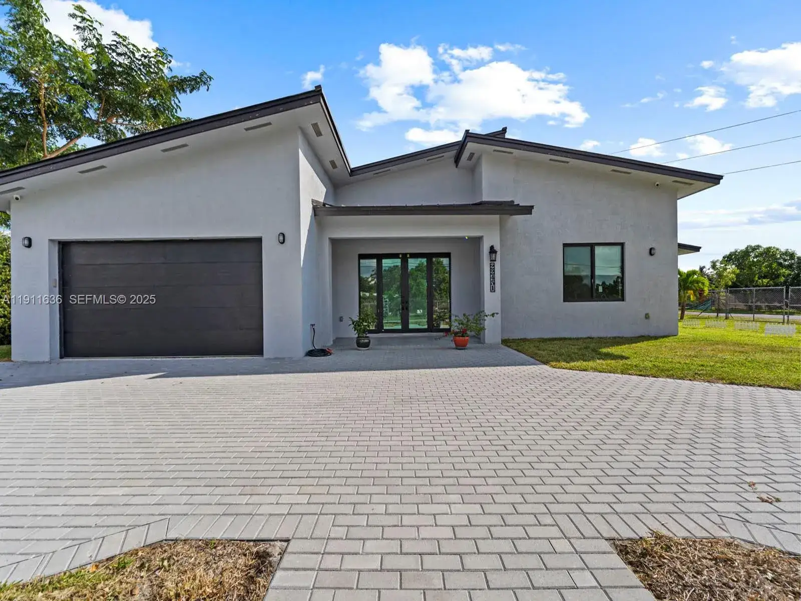4 bedroom 4 bath Residential for sale at 22451 SW 118 Ave, Miami FL 33170