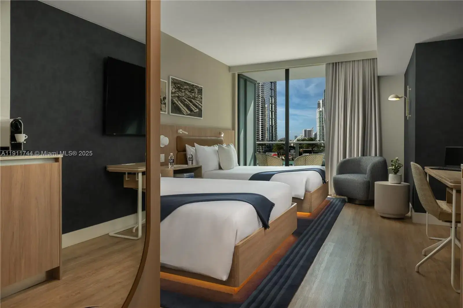 1 bedroom 1 bath Residential for sale at 601 NE 1 Ave # 1906, Miami FL 33137