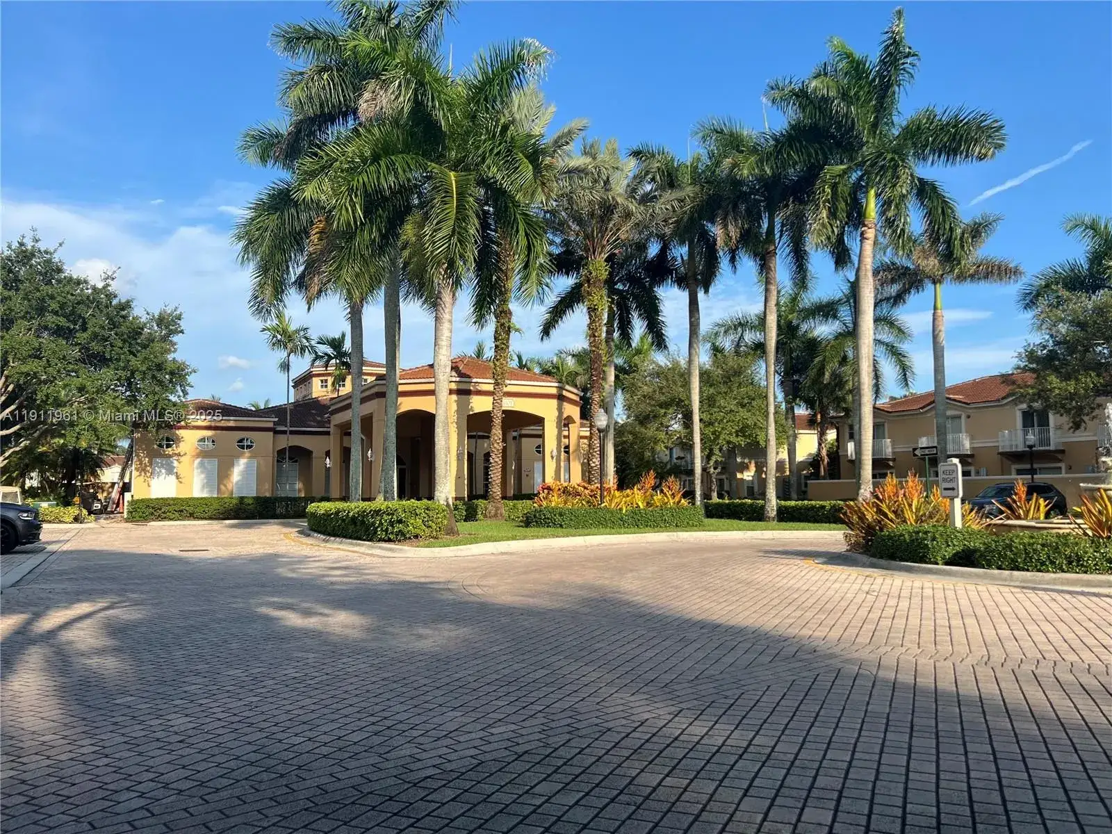 3 bedroom 3 bath Residential for sale at 12906 SW 30th St # 134, Miramar FL 33027