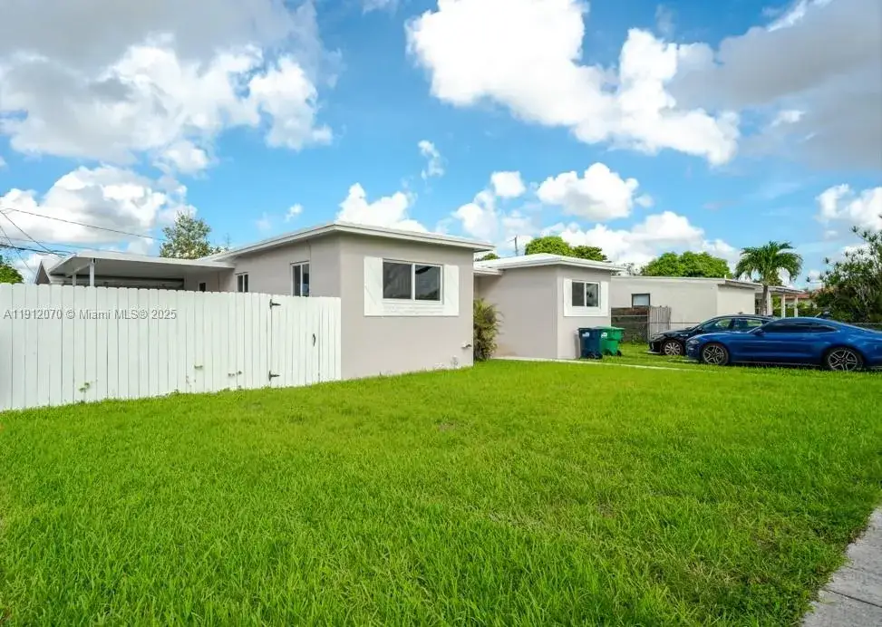 3 bedroom 2 bath Residential Lease for rent at 1020 SW 74th Ave # 1020, Miami FL 33144