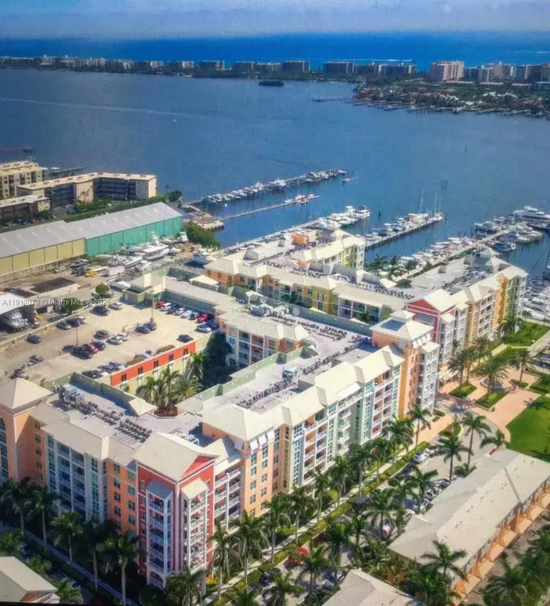 3 bedroom 2 bath Residential Lease for rent at 236 Moorings Dr # 236, Lantana FL 33462