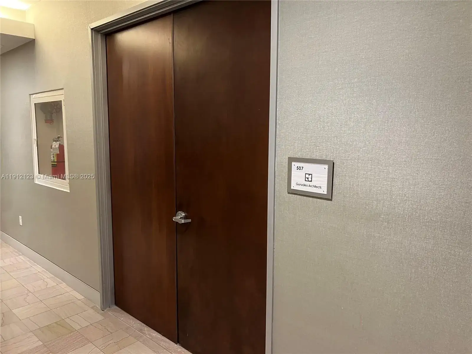 Commercial Sale for sale at 14 NE 1st Ave # 507, Miami FL 33132