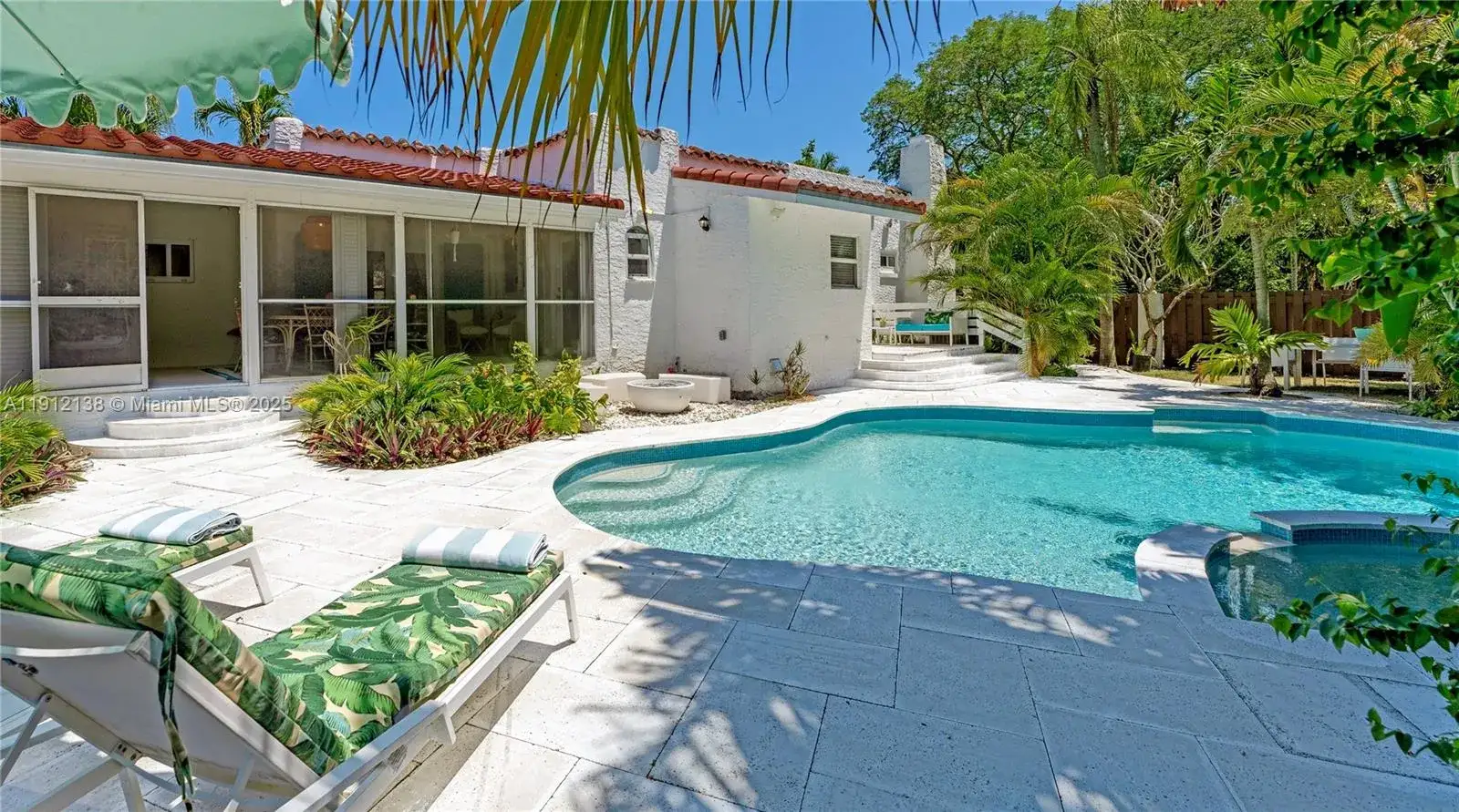 3 bedroom 3 bath Residential for sale at 1601 Washington St, Hollywood FL 33020