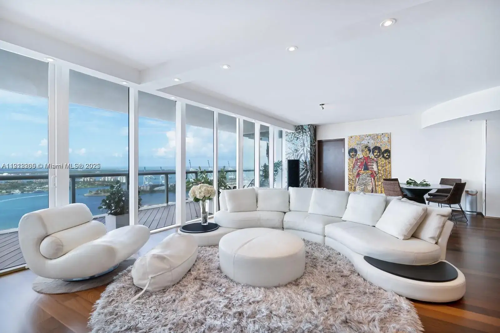 2 bedroom 3 bath Residential for sale at 450 Alton Rd # 3303, Miami Beach FL 33139