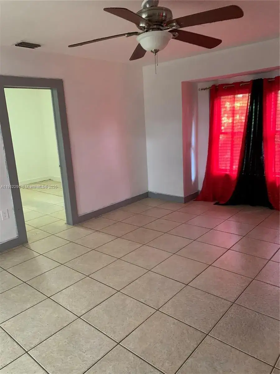 3 bedroom 1 bath Residential Lease for rent at 750 NW 118th St # 0, Miami FL 33168