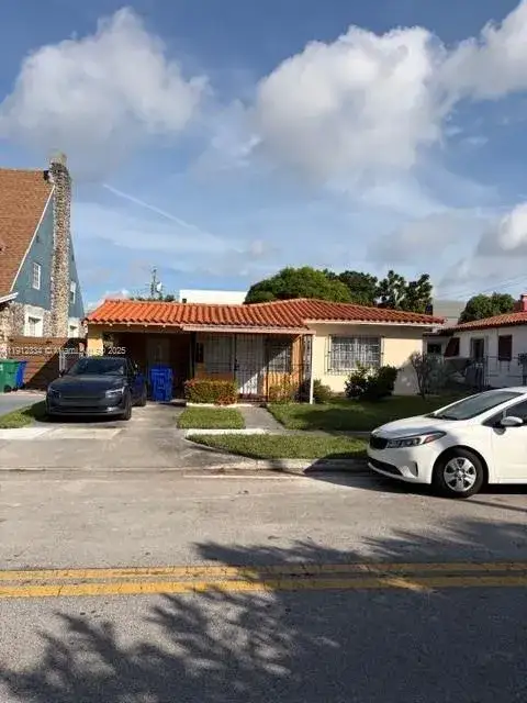 3 bedroom 2 bath Residential for sale at 1911 SW 23rd St, Miami FL 33145