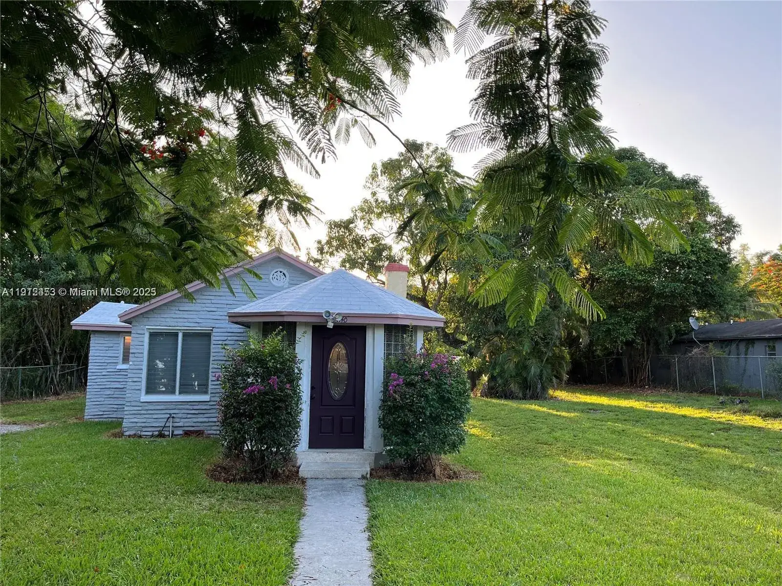 2 bedroom 2 bath Residential for sale at 1140 NW 4th Ave, Fort Lauderdale FL 33311