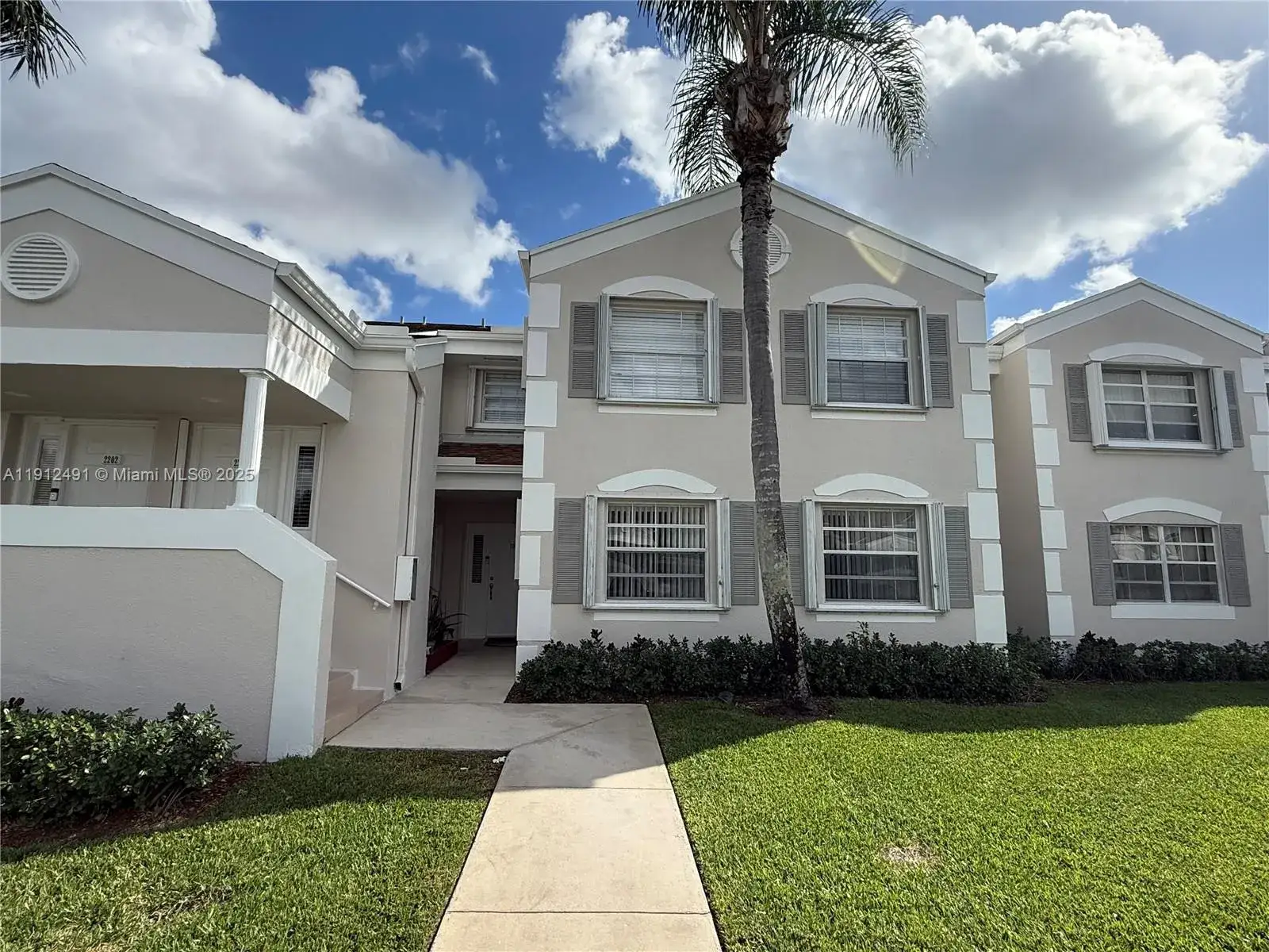 2 bedroom 2 bath Residential for sale at 2203 SE 27th Dr # A, Homestead FL 33035