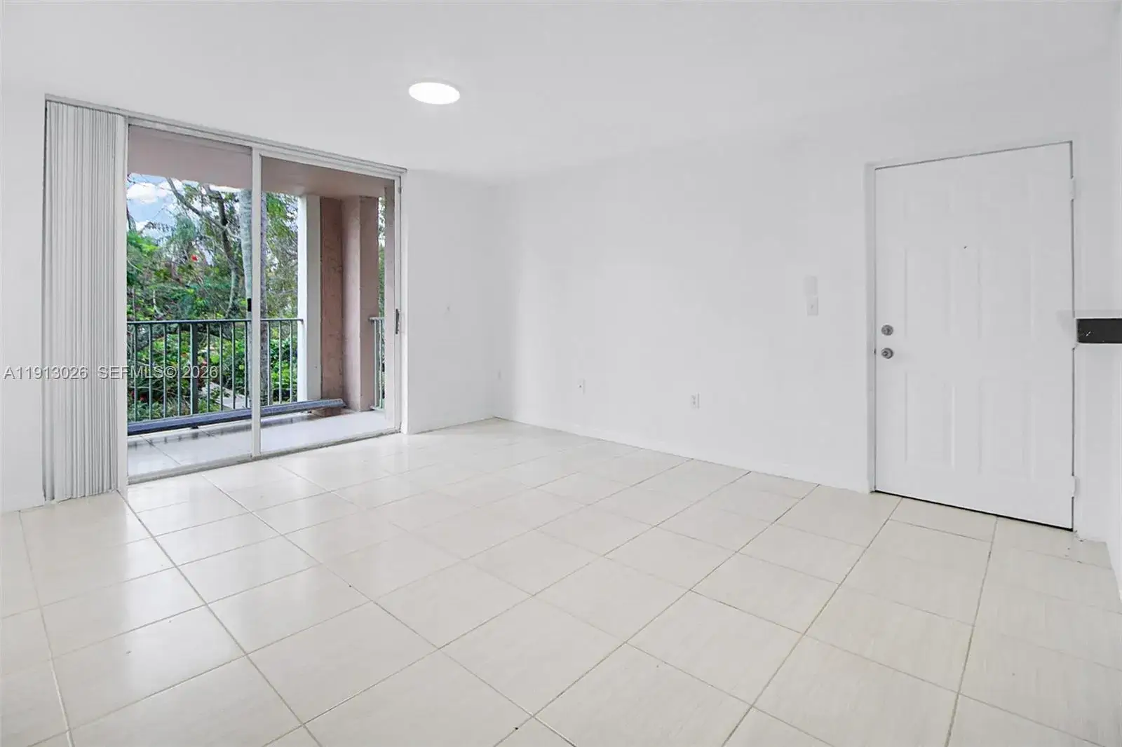 1 bedroom 1 bath Residential Lease for rent at 12136 Saint Andrews Pl # 204, Miramar FL 33025