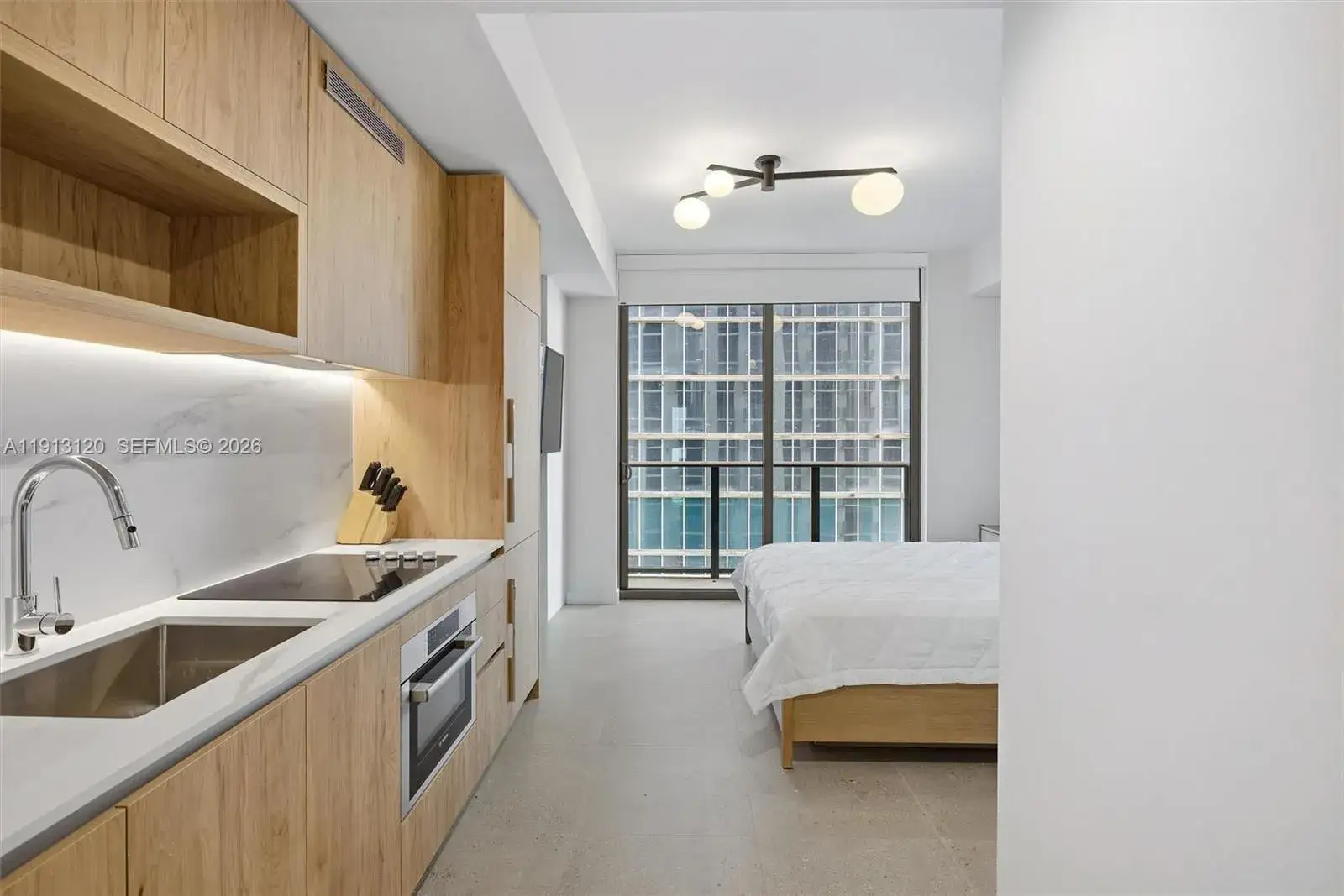 1 bath Residential for sale at 11 NE 6th St # 1906, Miami FL 33132