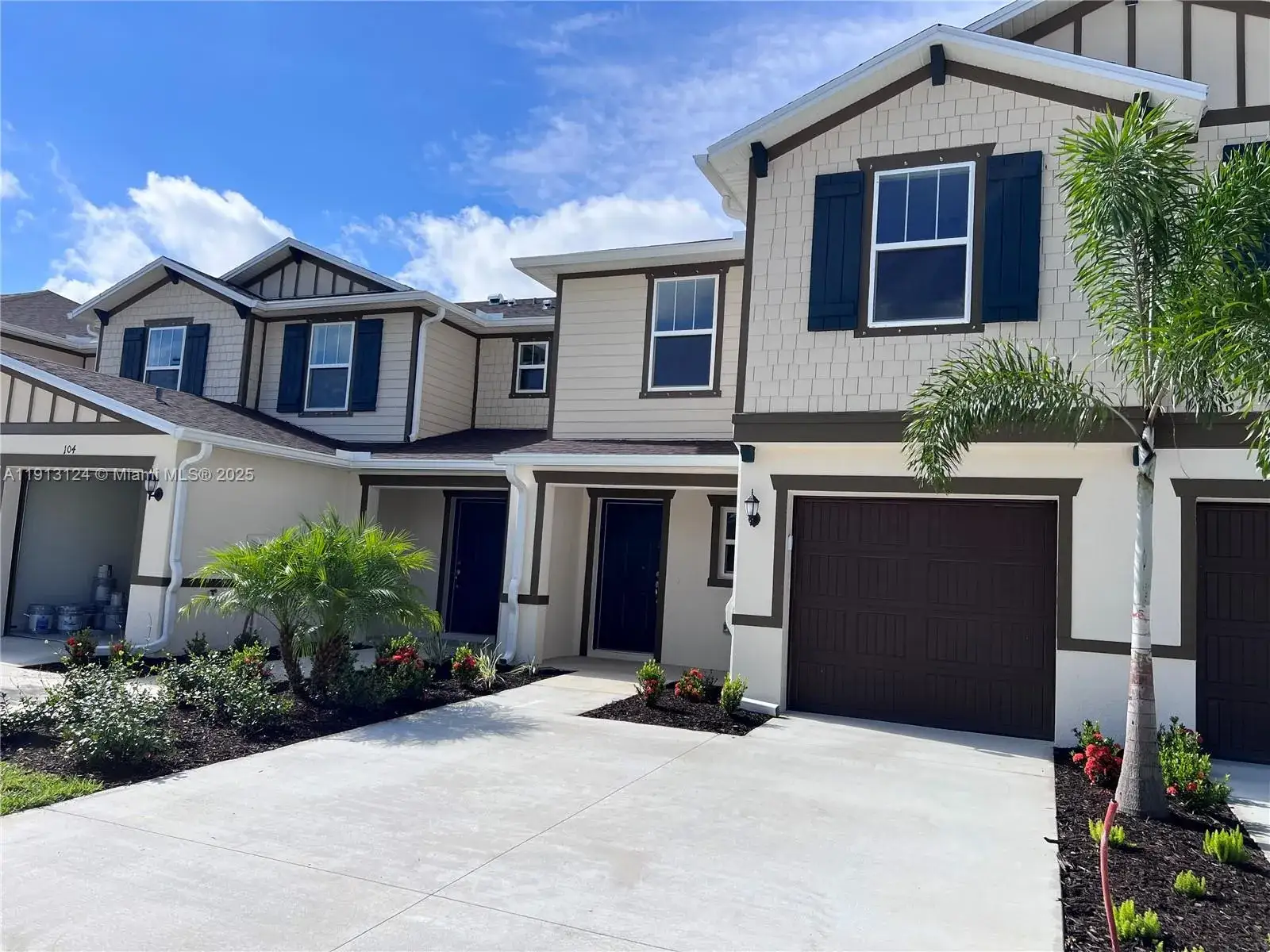 3 bedroom 2 bath Residential for sale at 15031 Caspian Tern CT # 105, Fort Myers FL 33917