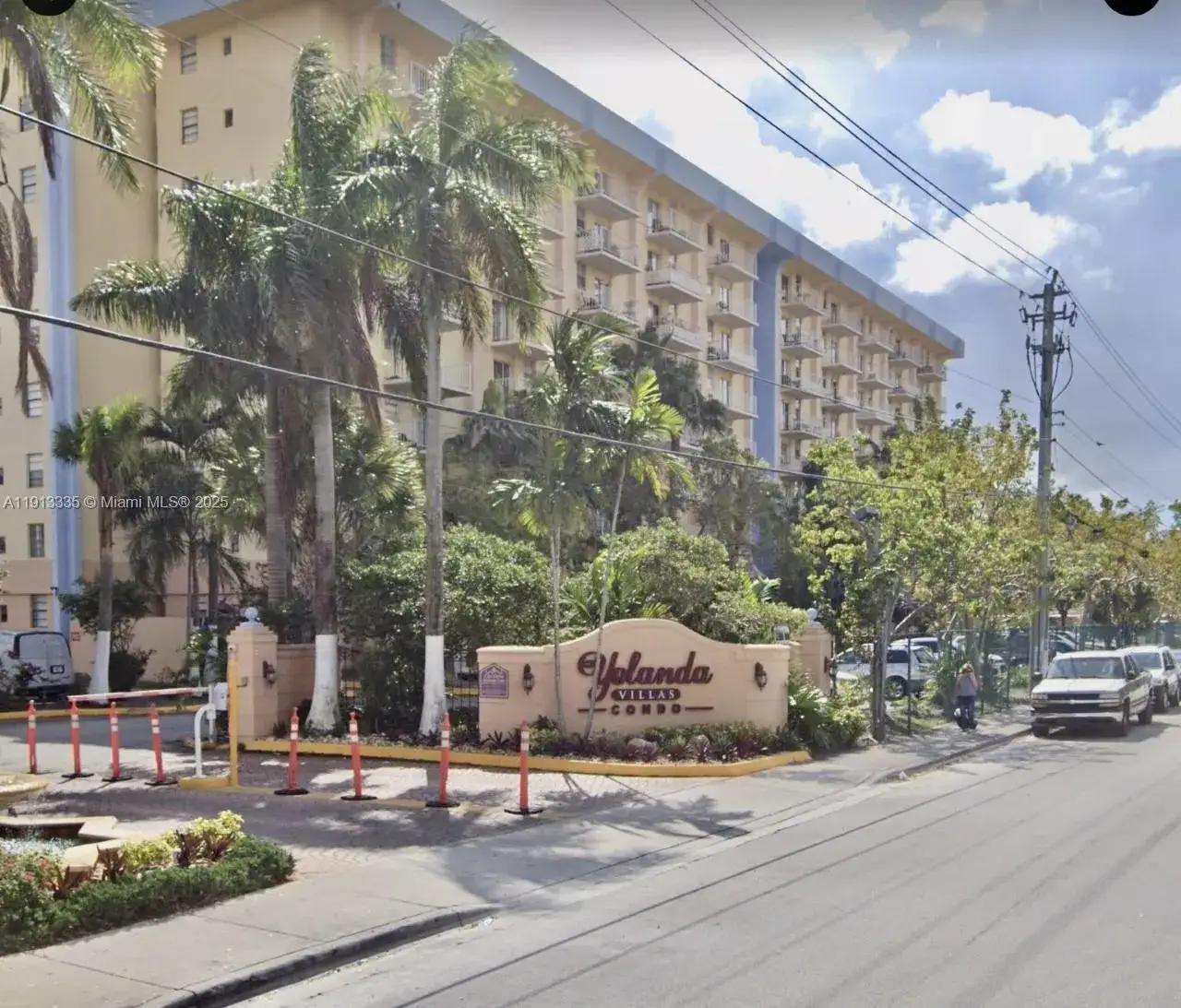 1 bedroom 1 bath Residential Lease for rent at 801 NW 47th Ave # 704W, Miami FL 33126