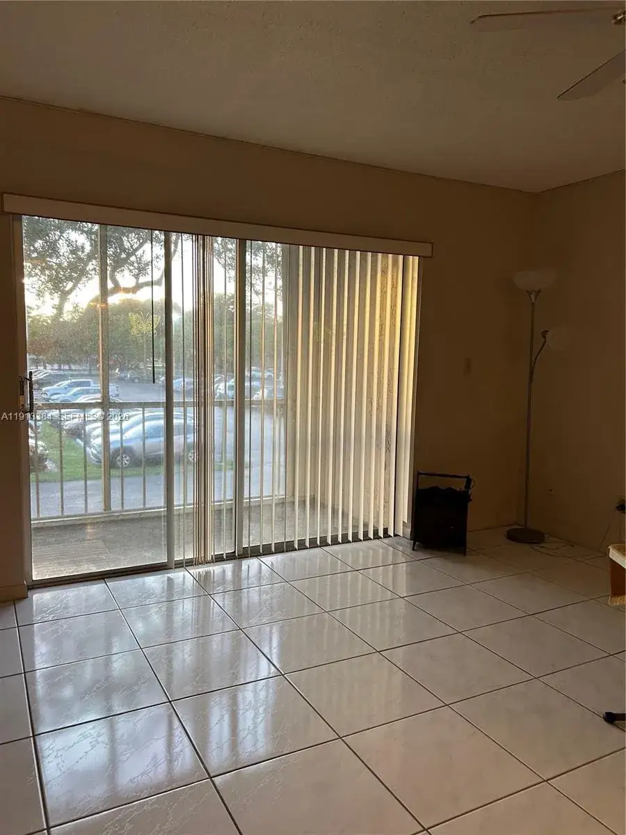 2 bedroom 2 bath Residential for sale at 8120 SW 24th St # 206, North Lauderdale FL 33068