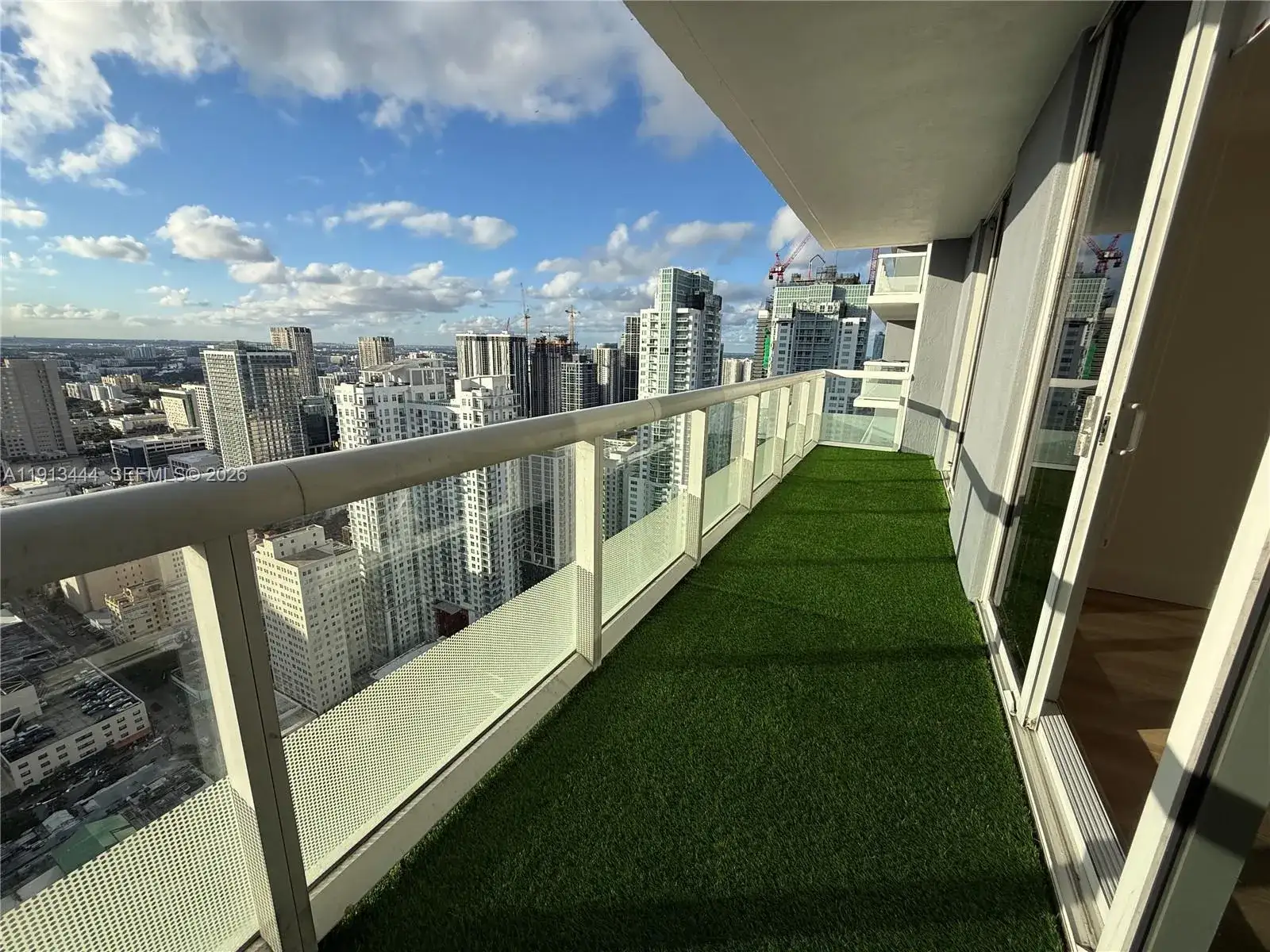 1 bedroom 1 bath Residential for sale at 50 Biscayne Blvd # 4807, Miami FL 33132