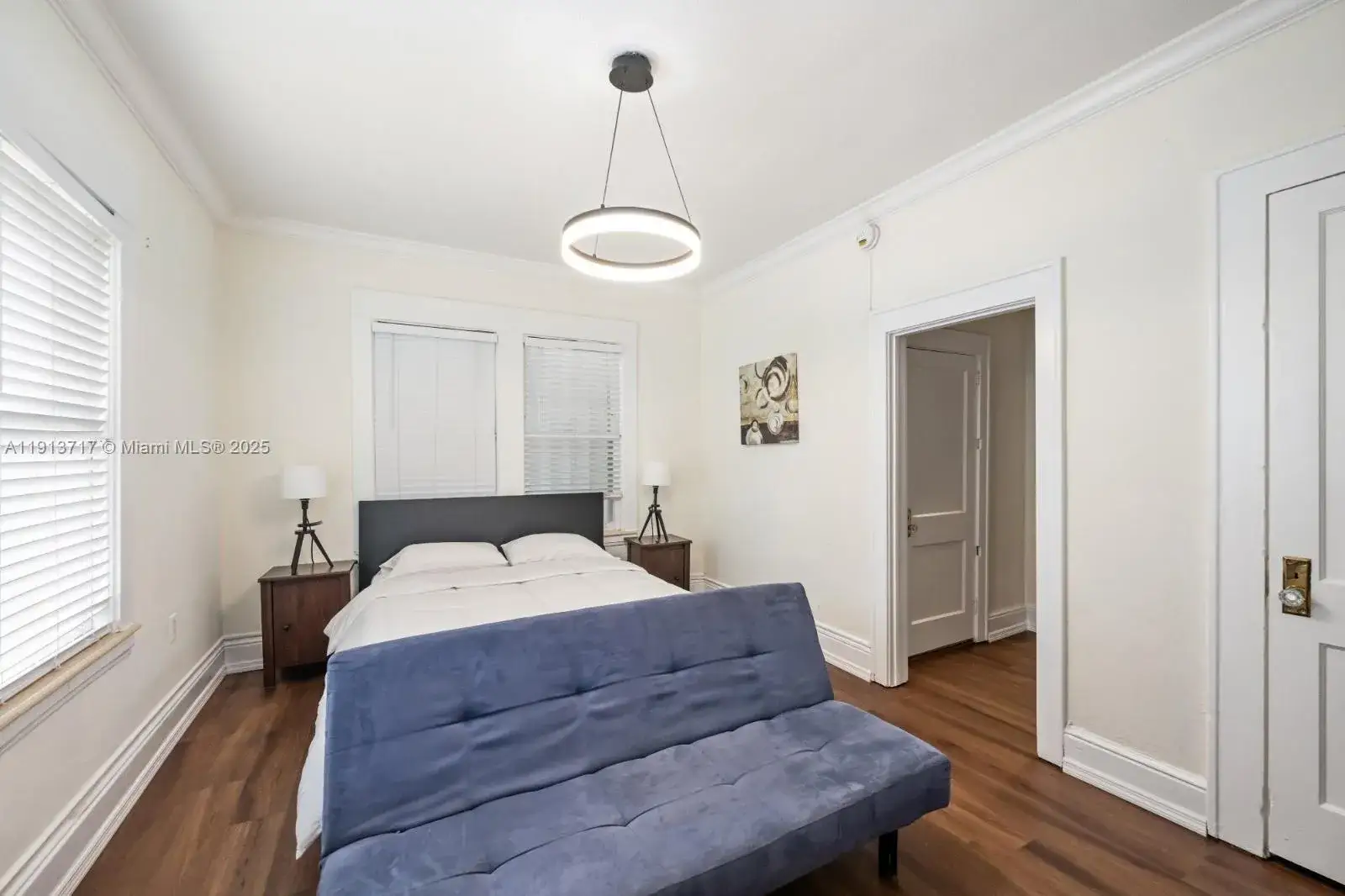 1 bath Residential for sale at 126 Mendoza Ave # 5, Coral Gables FL 33134